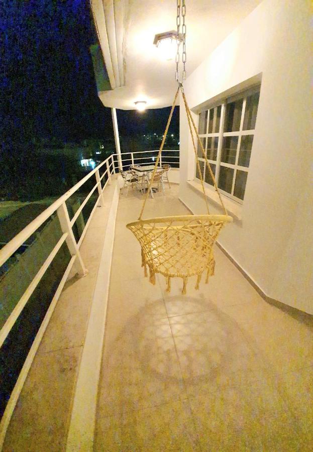אילת Barak Royal Suites 20 Garden Jacuzzi - ג'קוזי בחצר מראה חיצוני תמונה